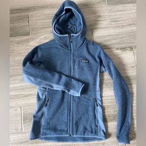 PATAGONIA blue fleece jacket with hood